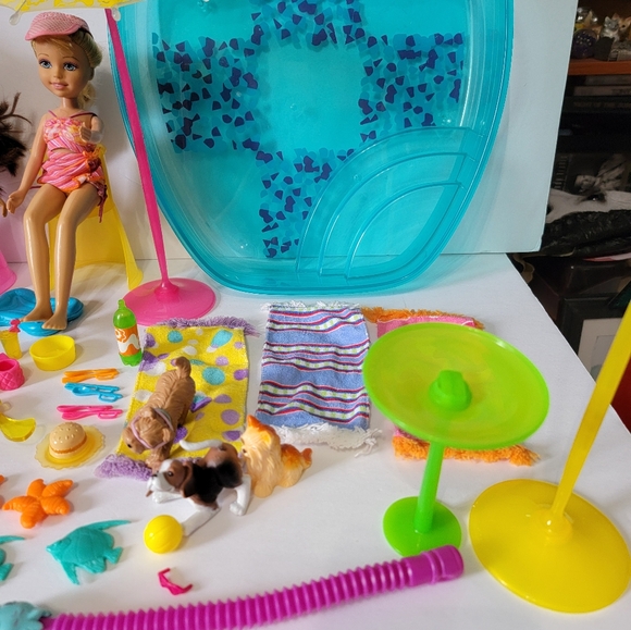 Vintage BARBIE WEE 3 FRIENDS POOL And Patio PARTY PLAYSET MATTEL 2004 - Picture 7 of 15